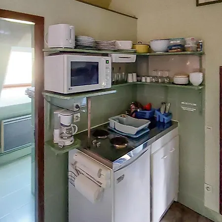 1 Bedroom In Apartment